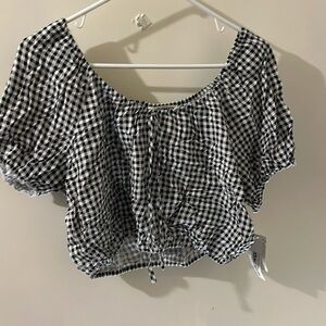 Wallflower shirt, sizes L, black, white and grey pattern